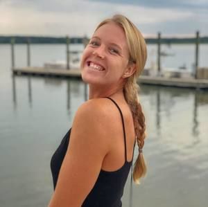 Meet your Posher, Casey